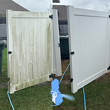 Sparkling-Results-in-Spanish-Fort-House-Washing-Concrete-Cleaning-and-Fence-Cleaning-by-Baldwin-Countys-Top-House-Washing-Company 5